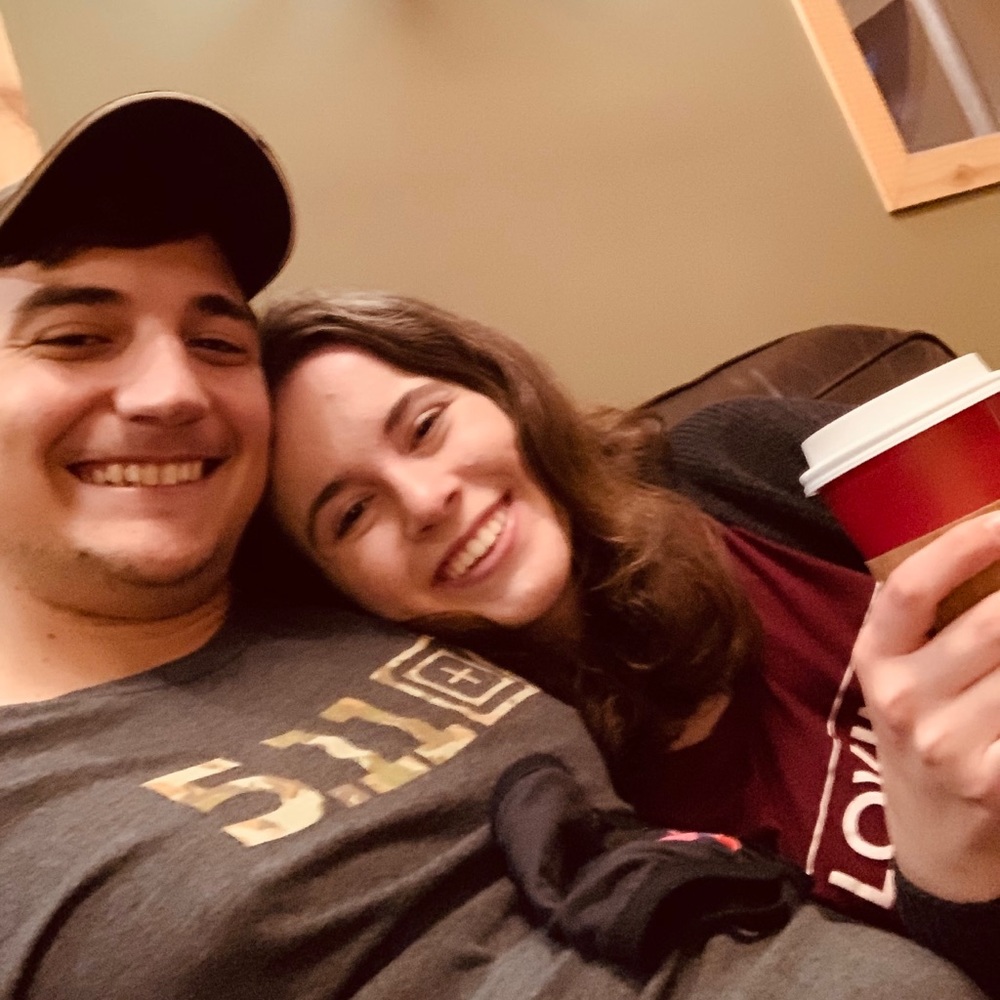 Meet your Posher, Lara